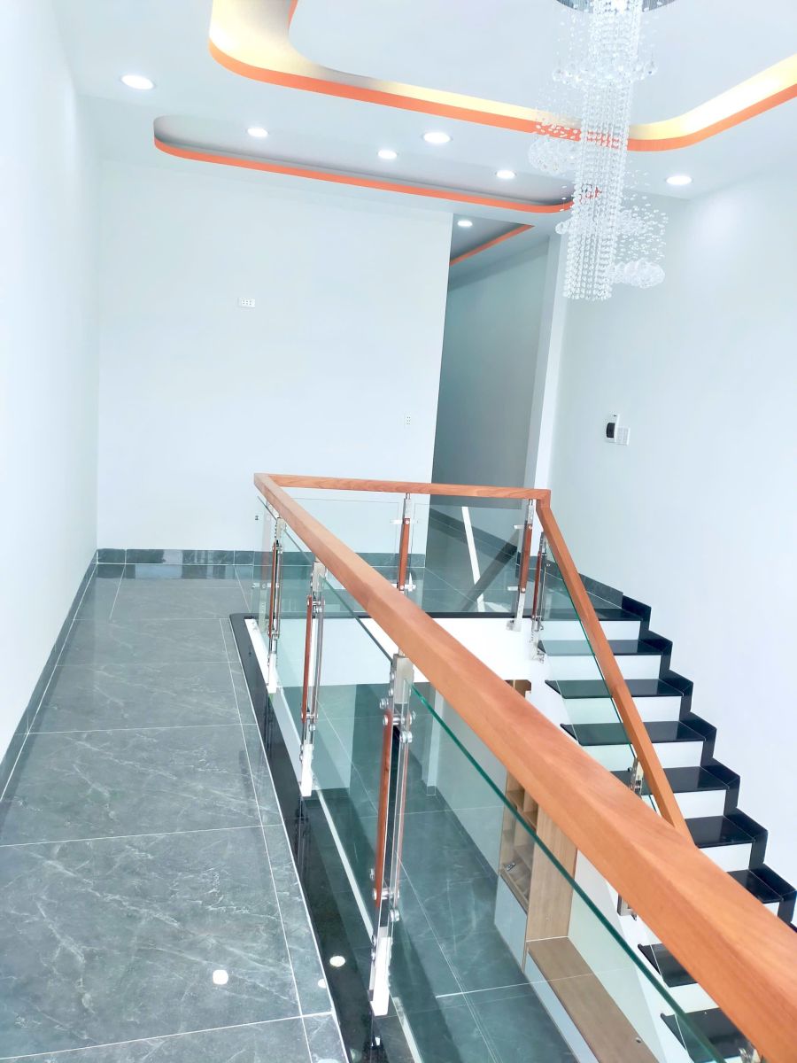 💥 Nhà 1 Trệt 1 Lầu Mặt Tiền DX143 – Ô Tô Vào Nhà – Giá Chỉ 2,85 Tỷ – Tương Bình Hiệp, TDM