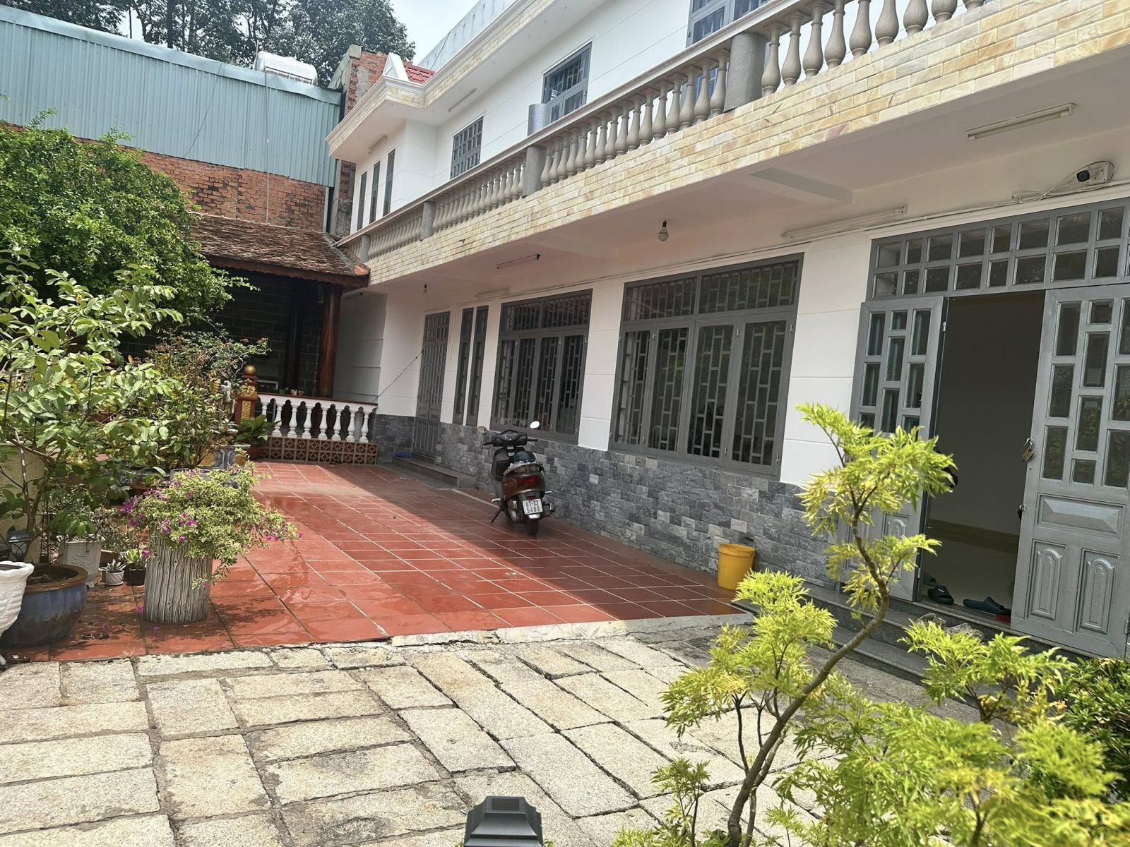 🌺🏡 BÁN NHÀ SÂN VƯỜN 1 TRỆT 1 LẦU – HẺM 963 LÊ HỒNG PHONG – TDM 🏡🌺