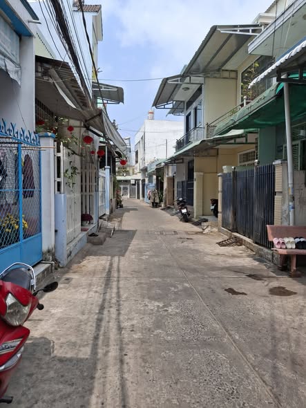🏡🏡 NHÀ 2 LẦU MỚI TOANH – TRUNG TÂM NINH KIỀU – DỌN VÀO Ở NGAY 🏡🏡