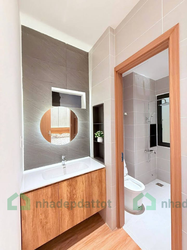 BÁN NHÀ 3 TẦNG MỚI – ĐƯỜNG NHỰA 8M – GẦN NGÃ 4 HỒ TÙNG MẬU & HOÀNG THỊ LOAN