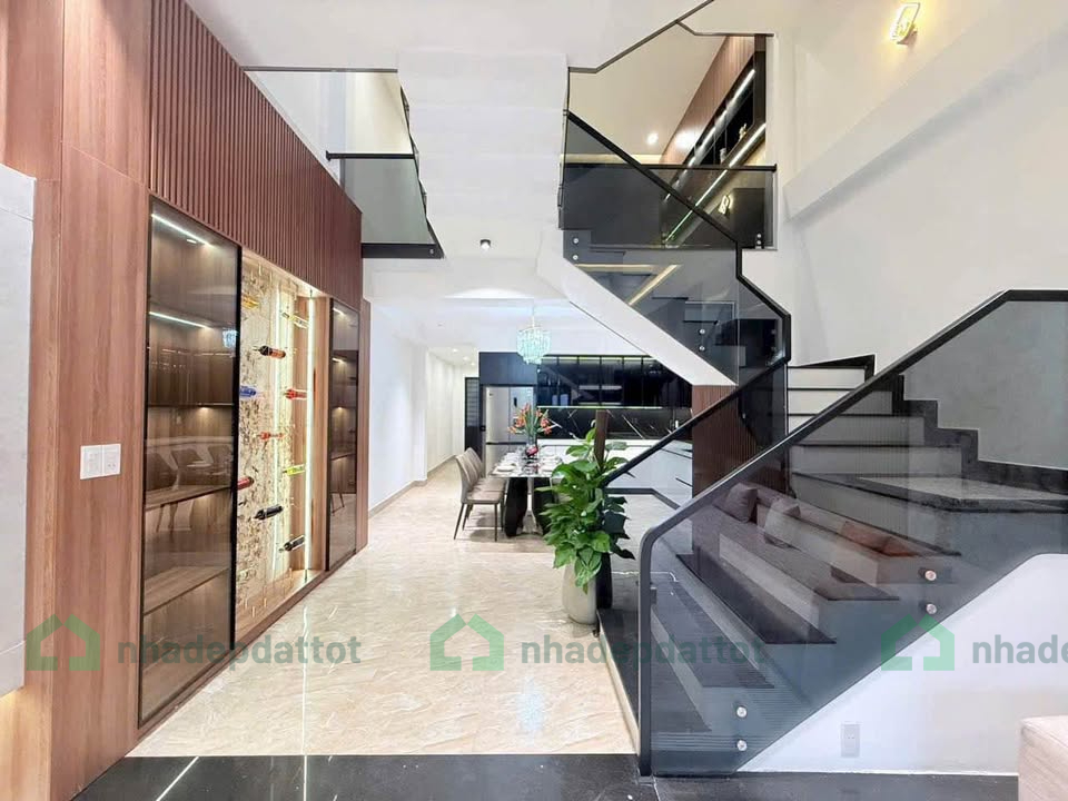 NHÀ ĐẸP 3 TẦNG – FULL NỘI THẤT LUXURY – TRẦN KIM XUYẾN, HÒA XUÂN, ĐÀ NẴNG