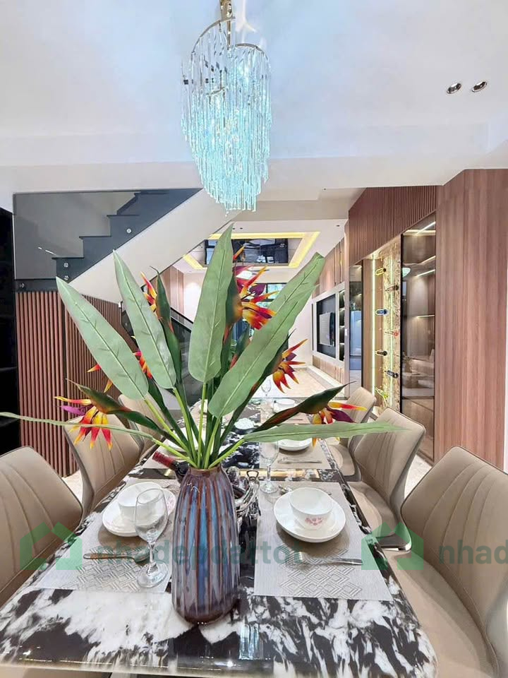 NHÀ ĐẸP 3 TẦNG – FULL NỘI THẤT LUXURY – TRẦN KIM XUYẾN, HÒA XUÂN, ĐÀ NẴNG