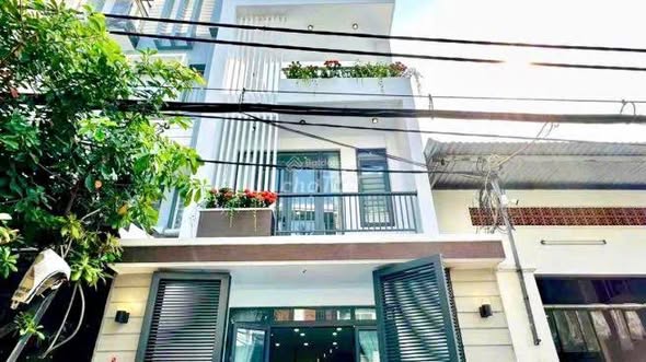 Bán gấp nhà mới đẹp - Đối diện Bệnh viện Đa khoa Cẩm Lệ – Pháp lý rõ ràng – Giá chỉ nhỉnh 5 tỷ