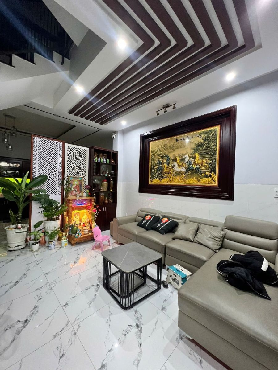 Bán gấp nhà mới đẹp - Đối diện Bệnh viện Đa khoa Cẩm Lệ – Pháp lý rõ ràng – Giá chỉ nhỉnh 5 tỷ