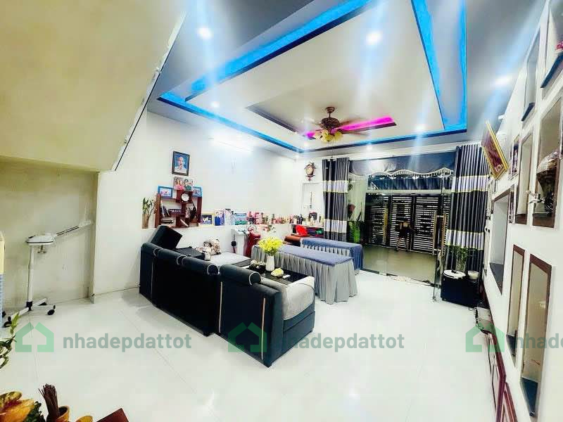 SIÊU PHẨM GIÁ RẺ – NHÀ 3 TẦNG MỚI KENG MẶT TIỀN BÙI GIÁNG – CẨM LỆ – ĐÀ NẴNG - 90M2