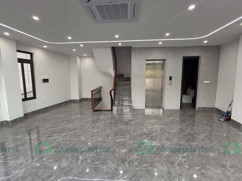 BÁN NHÀ ĐẸP 2 TẦNG + TUM – CHỦ TÂM HUYẾT – GẦN CHỢ HÒA XUÂN, CẦU NGUYỄN TRI PHƯƠNG, ĐÀ NẴNG