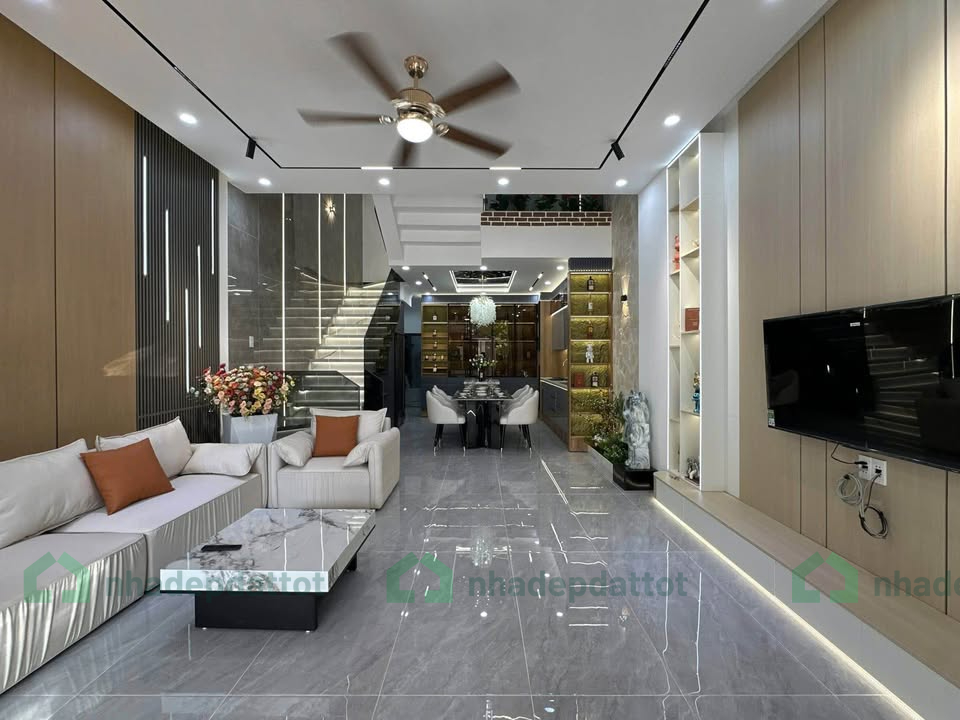 BÁN NHÀ 3 TẦNG ĐẸP – HÒA XUÂN – CẨM LỆ – ĐÀ NẴNG