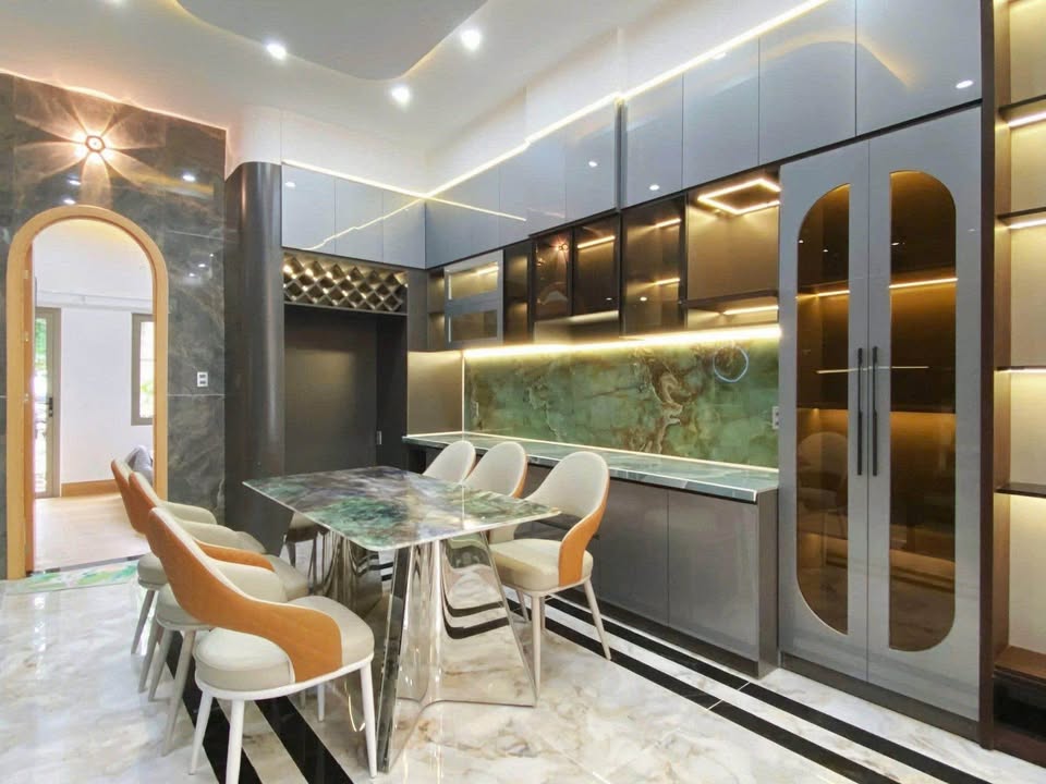 Bán Nhà 3 Mê Tân Cổ Điển – Mặt Tiền Đoàn Ngọc Nhạc, Hòa Xuân – 4 PN – Giá 6,99 Tỷ