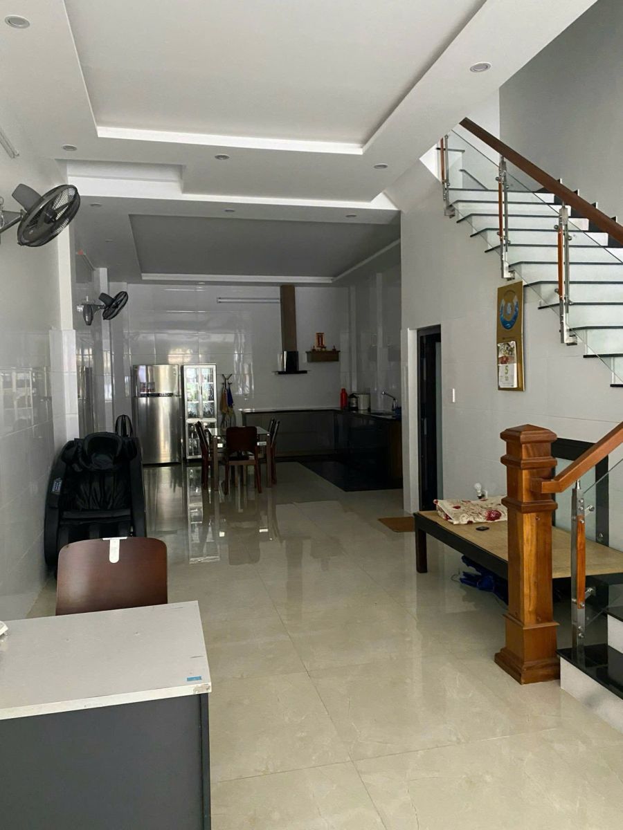 Bán nhà 3 tầng đường Nguyễn Phước Lan – Hòa Xuân, Đà Nẵng