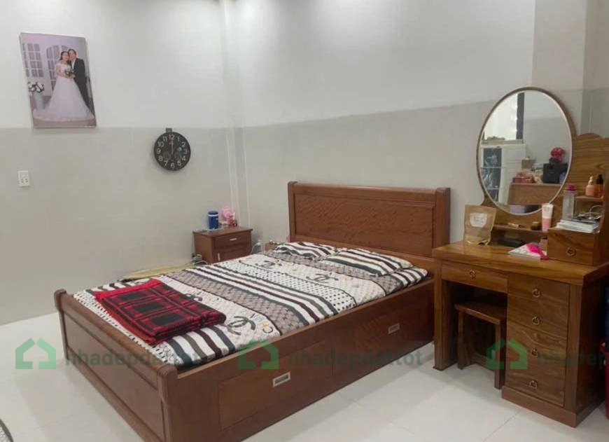 BÁN NHÀ 3 TẦNG – MẶT PHỐ NGUYỄN THÀNH HÃN – GIÁ CHỈ 8 TỶ