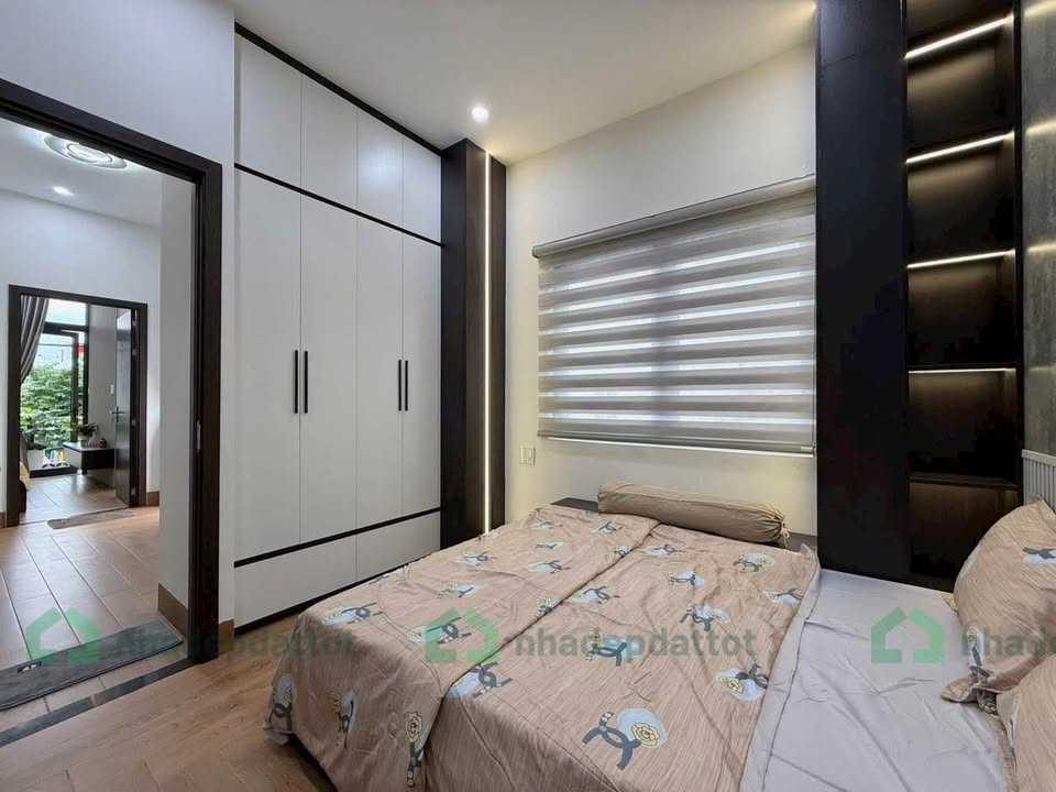 BÁN NHÀ 3 TẦNG 2 MẶT KIỆT NHỰA Ô TÔ – HOÀNG DIỆU, TRUNG TÂM HẢI CHÂU – FULL NỘI THẤT, NHÀ MỚI 100%