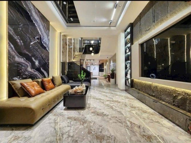 BÁN NHÀ TRUNG TÂM HẢI CHÂU – 3 TẦNG FULL NỘI THẤT – CÓ HỒ BƠI – GIÁ 8,29 TỶ