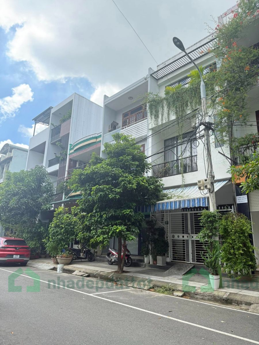 Nhà 3 tầng trung tâm Hải Châu - 74m2 - Giá 9.x tỷ