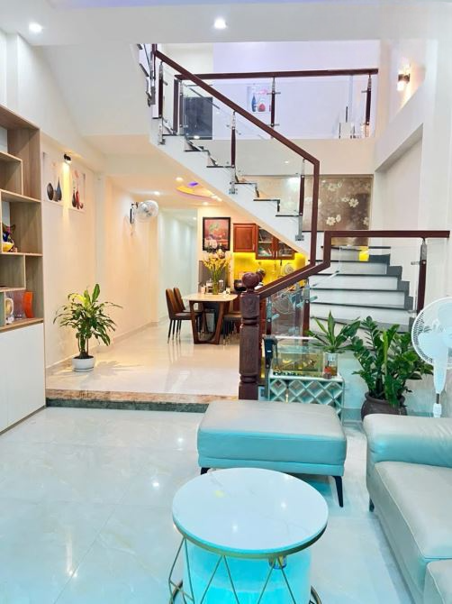 Bán Nhà 3 Tầng Núi Thành, Hải Châu – Nhà Mới Full Công Năng, Giá Chỉ 5,5 Tỷ Thương Lượng