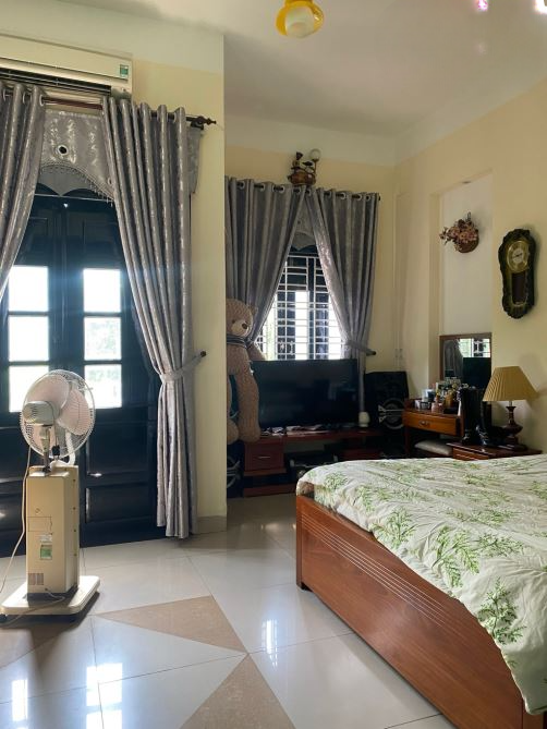 BÁN NHÀ 3 TẦNG LÔ GÓC 2 MẶT TIỀN – CẠNH BỆNH VIỆN VINMEC – TRUNG TÂM HẢI CHÂU, ĐÀ NẴNG