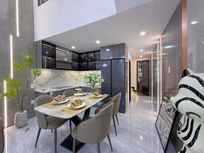 BIỆT THỰ LÔ GÓC 3 TẦNG TRUNG TÂM HẢI CHÂU – GARA Ô TÔ – GIÁ HẤP DẪN CHỈ 1X