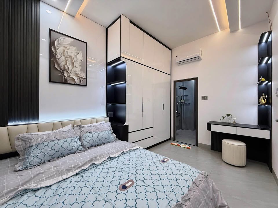 NHÀ 3 TẦNG ĐẸP ÔNG ÍCH KHIÊM, HẢI CHÂU 57M2 GIÁ 5 TỶ 690 TRIỆU