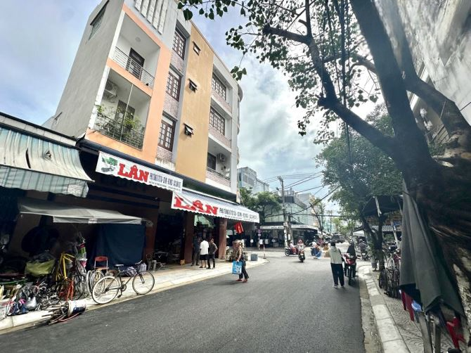 Bán Nhà 4 Tầng Mặt Tiền Đoàn Thị Điểm – Gần Triệu Nữ Vương, Chợ Cồn, Go! Đà Nẵng – Giá 9,5 Tỷ