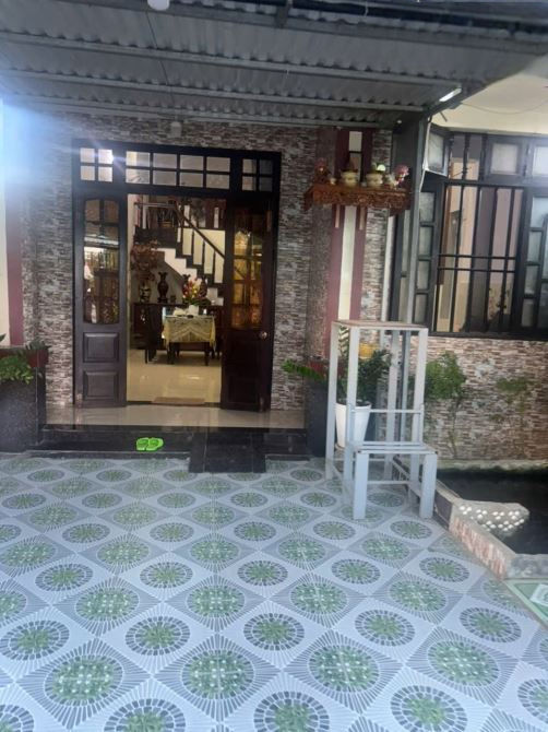 BÁN NHÀ GÁC LỮNG CẤP 3, Giáng Đông, Hoà Châu, Nay Hoà Xuân. Đường Ô tô giá 2290 tl