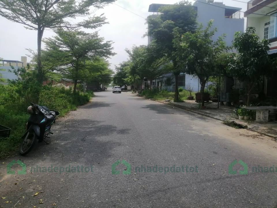 Bán lô đất KĐT Phú Mỹ An, lô sạch đẹp, giá đầu tư - dt 106m2 giá 5 tỷ 400 triệu