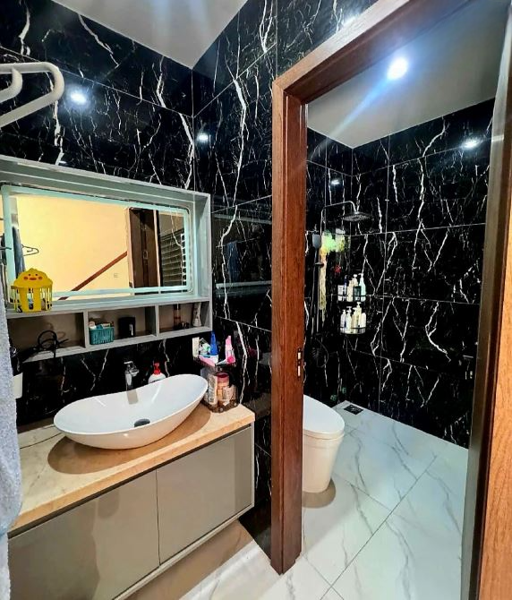 Villa 3 Tầng Góc 2 Mặt Tiền Sơn Thủy 8 – Gần Biển, Full Công Năng – Giá 11,79 Tỷ