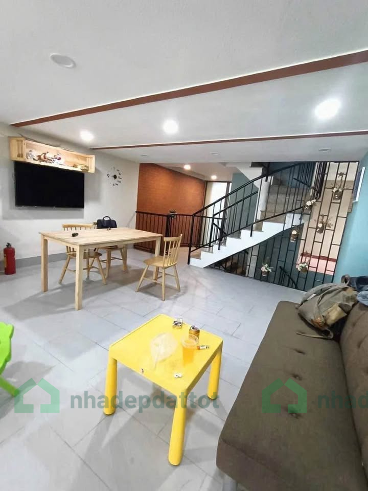 Toàn căn hộ 5 tầng ngay biển Sơn Thủy - 115m2 - Giá cực kỳ tốt chỉ 11,x tỷ