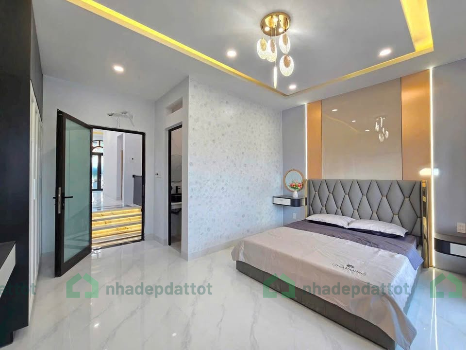 BÁN NHÀ 3 TẦNG MẶT TIỀN – SÁT LÝ THÁI TÔNG – CÁCH BIỂN 500M – P. HÒA MINH, ĐÀ NẴNG