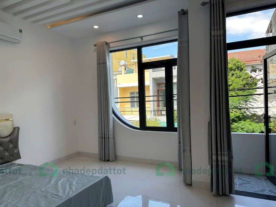BÁN NHÀ 3 TẦNG MẶT TIỀN HÒA MINH 14 – GẦN BIỂN ĐÀ NẴNG