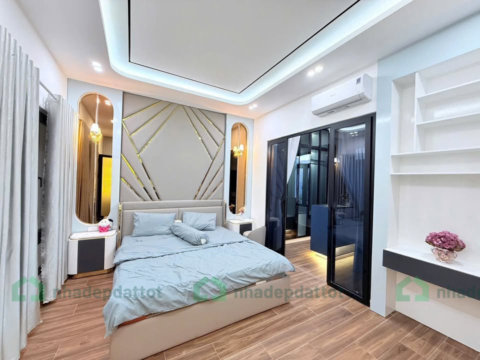 Bán 2 nhà Vip Pro ngã 4 Nguyễn Sinh Sắc, Kinh Dương Vương full nội thất - DT 95m2