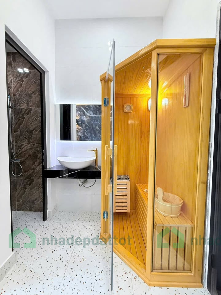 Bán 2 nhà Vip Pro ngã 4 Nguyễn Sinh Sắc, Kinh Dương Vương full nội thất - DT 95m2