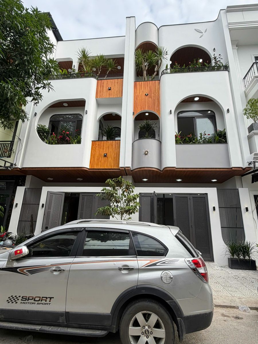🔥 BÁN NHÀ 3 TẦNG CAO CẤP GẦN BIỂN – HOÀ MINH 15, ĐÀ NẴNG. FULL NỘI THẤT 🔥