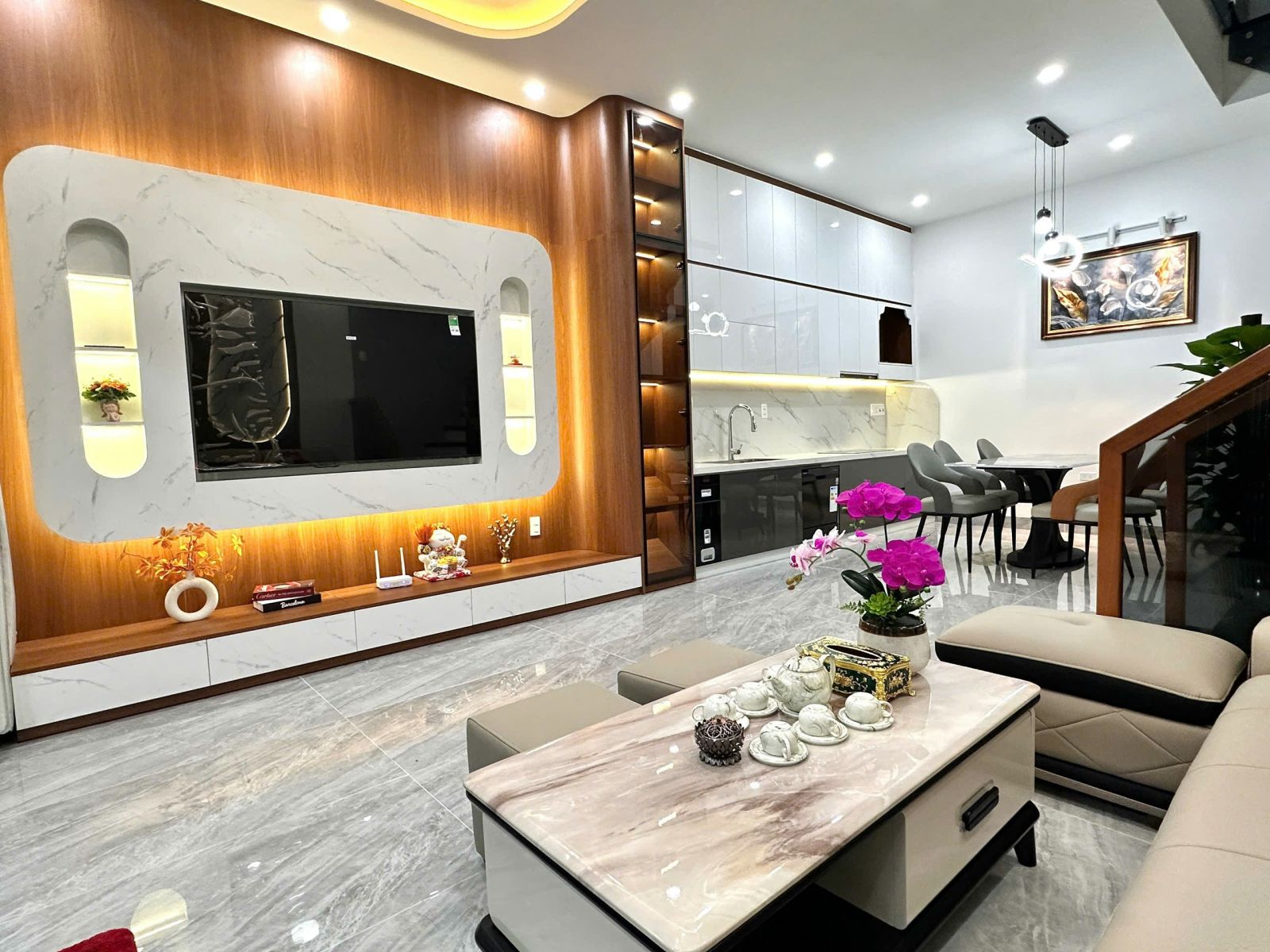🔥 BÁN NHÀ 3 TẦNG CAO CẤP GẦN BIỂN – HOÀ MINH 15, ĐÀ NẴNG. FULL NỘI THẤT 🔥