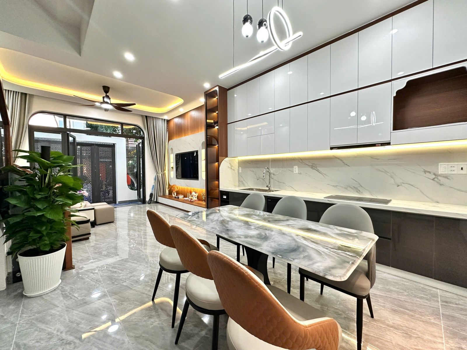 🔥 BÁN NHÀ 3 TẦNG CAO CẤP GẦN BIỂN – HOÀ MINH 15, ĐÀ NẴNG. FULL NỘI THẤT 🔥