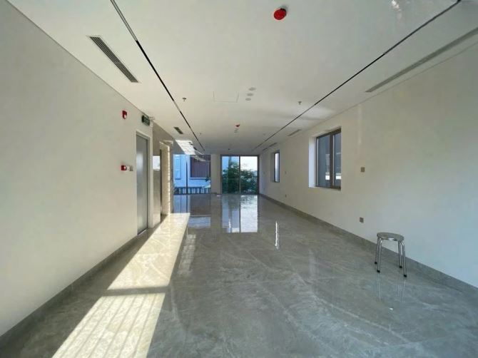 BÁN TOÀ NHÀ VĂN PHÒNG 7 TẦNG 100M2 – SIÊU VIP BÊN CẠNH MONARCHY – GIÁ 25 TỶ