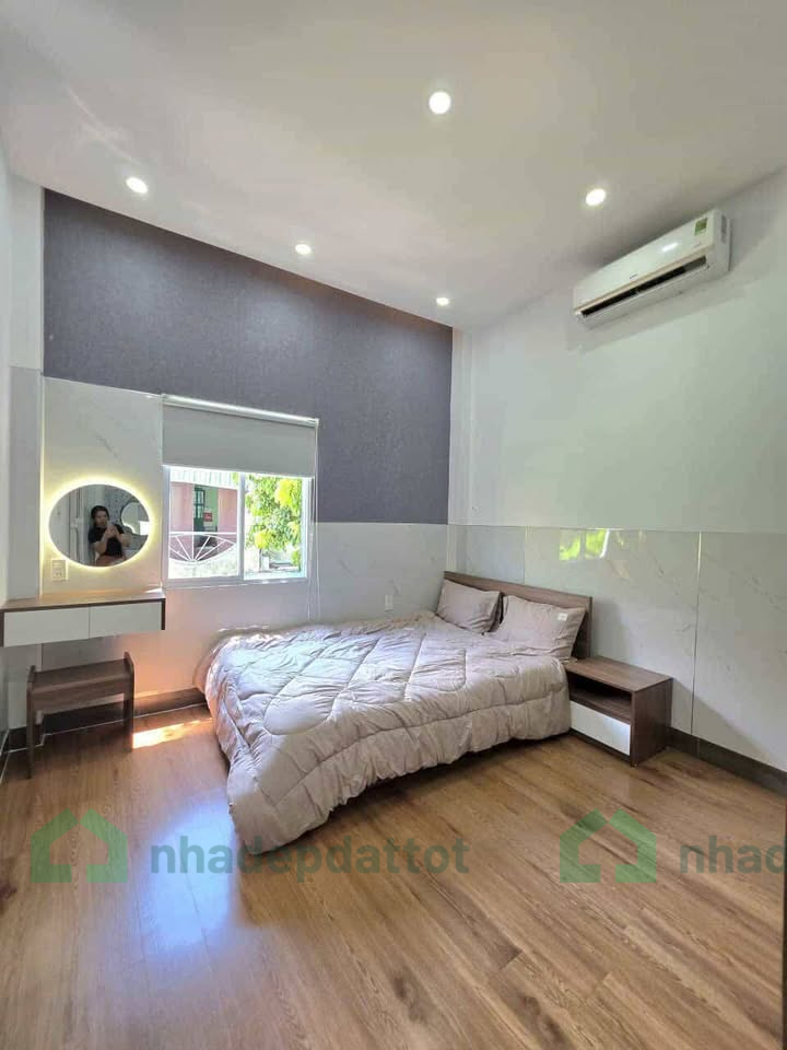 Bán nhà 3 tầng 4PN Trần Cao Vân 50m2 - Giá chỉ 4,x tỷ