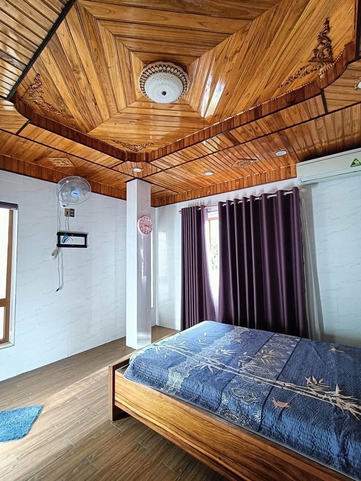 BÁN BIỆT THỰ 4 TẦNG TRẦN CAO VÂN – DT 197M² (10X19,7) – 8 PHÒNG NGỦ – GẦN BIỂN – GIÁ 13,5 TỶ