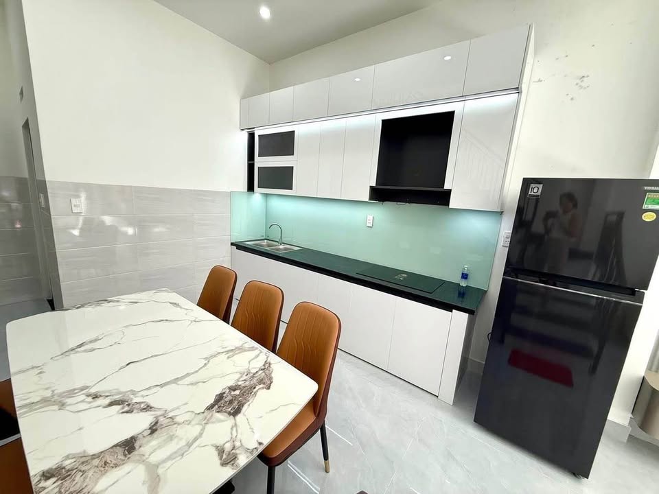 Bán nhà kiệt Điện Biên Phủ – 2 tầng mới 100% – full nội thất – 61m² – 4,4xx tỷ