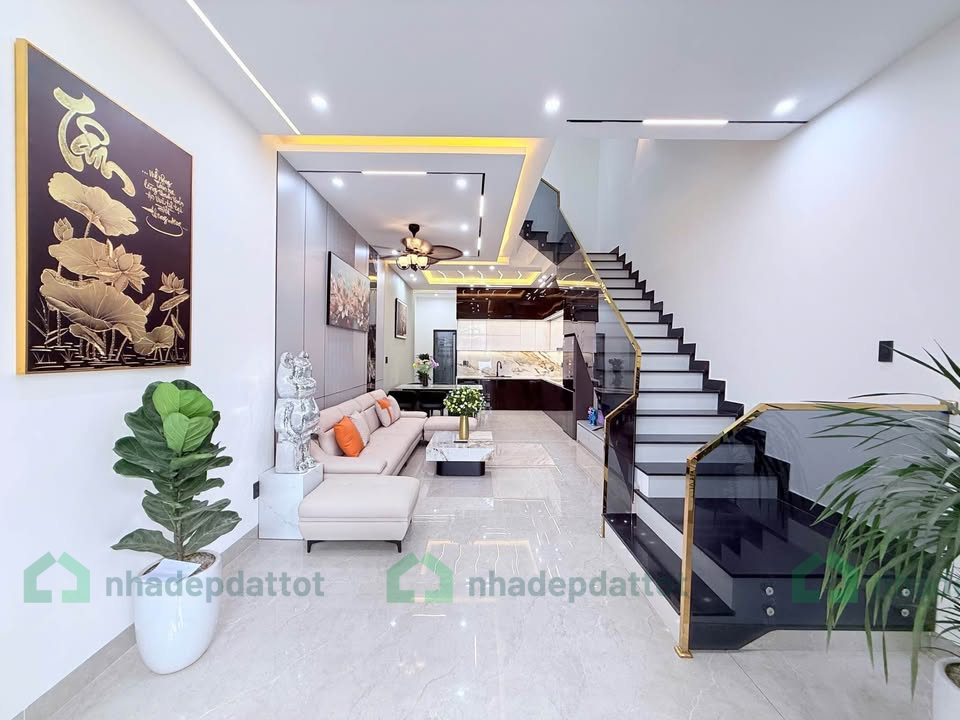 Nhà 3 Tầng Đẹp Như Mơ – Đường Trần Xuân Lê, Gần Công An Quận Thanh Khê – Full Nội Thất Sang Trọng!