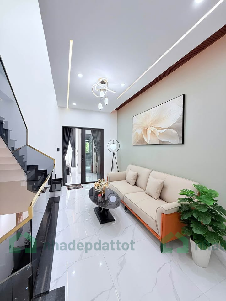 Nhà 3 Tầng Đẹp Như Mơ – Đường Trần Xuân Lê, Gần Công An Quận Thanh Khê – Full Nội Thất Sang Trọng!