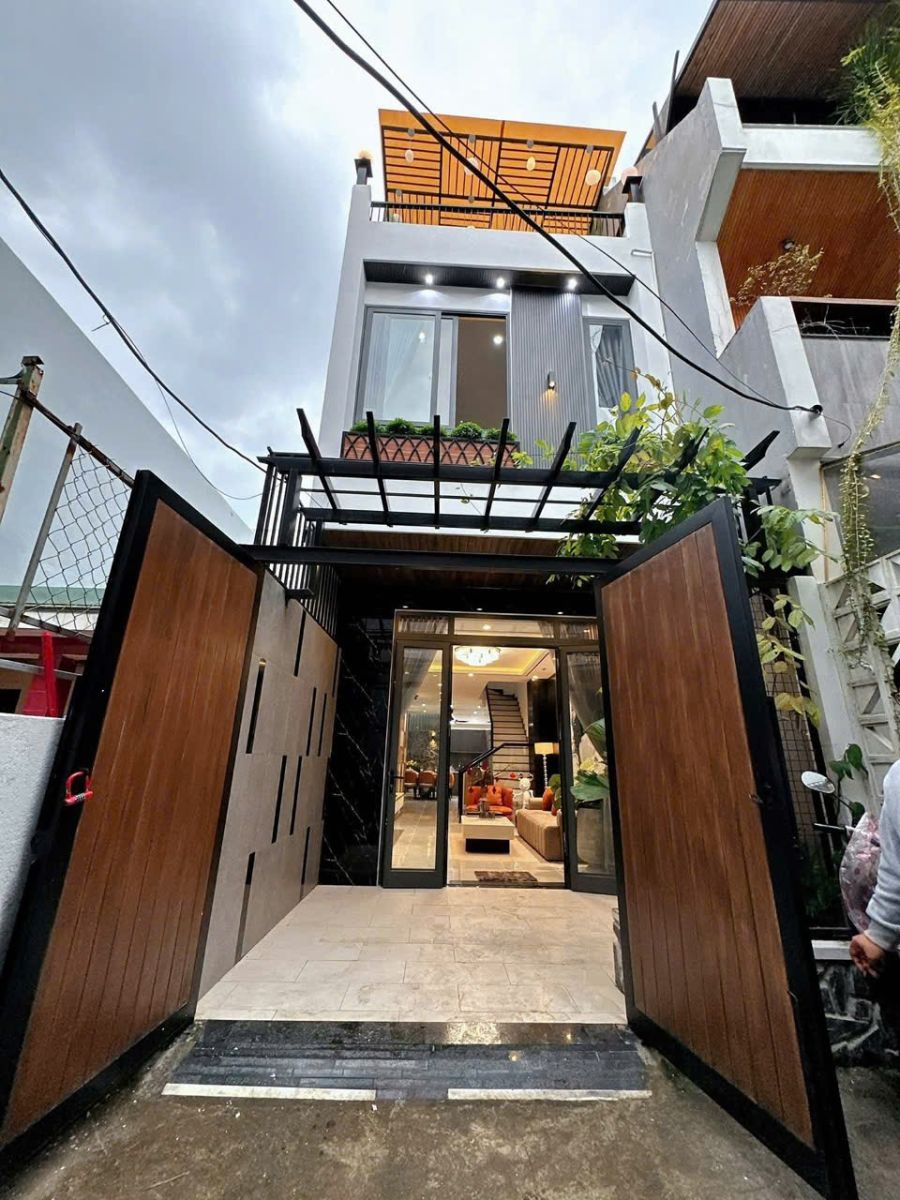 🌟 Bán Nhà 3 Tầng 3 Mê Trung Tâm – Kiệt Trần Cao Vân, Gần Ông Ích Khiêm | Nội Thất Đầy Đủ | Giá Tốt 🌟
