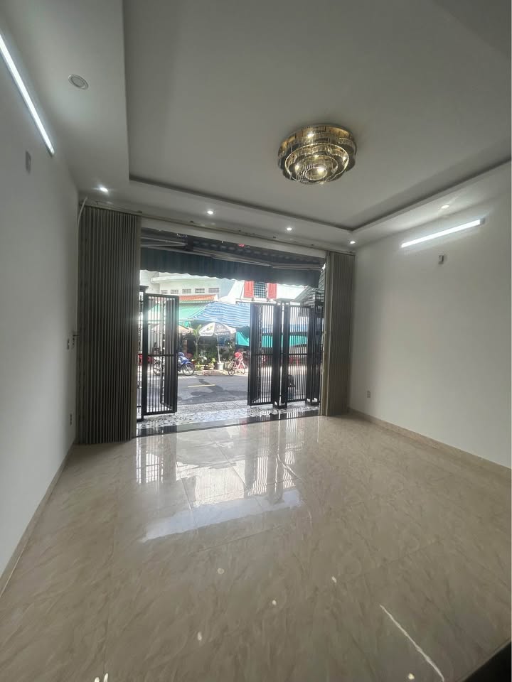 Bán nhà 3 tầng – Mặt tiền Hà Huy Tập – Trần Xuân Lê – Diện tích 60,2m² – Giá 6 tỷ 979 (TL)