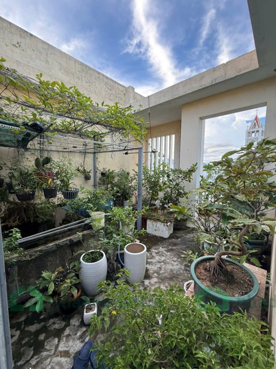 NHÀ 3 TẦNG KẸP CỐNG – GẦN BIỂN XUÂN HÀ – 67,5M2 - 6 TỶ 750 TRIỆU