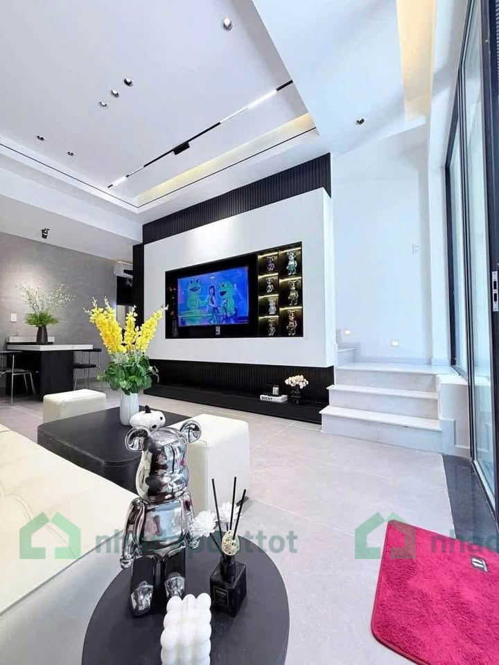 4 TỶ 750 TRIỆU - SIÊU PHẨM NHÀ 3 TẦNG LUXURY – K391 TRẦN CAO VÂN