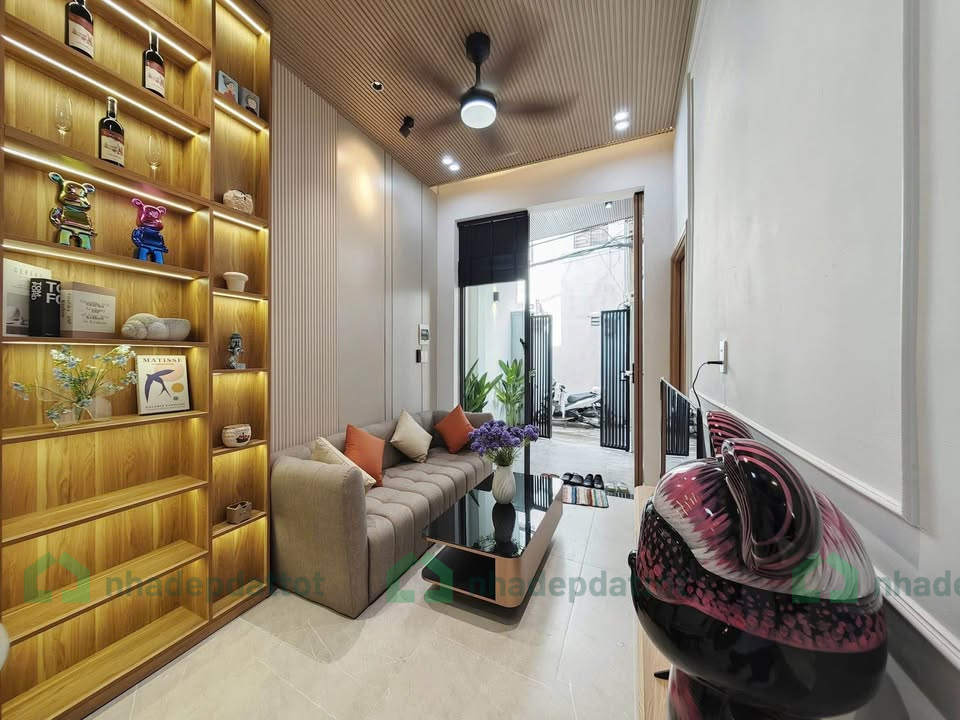 SIÊU PHẨM NHÀ 3 TẦNG BỀ THẾ – KIỆT Ô TÔ 6M TRẦN CAO VÂN