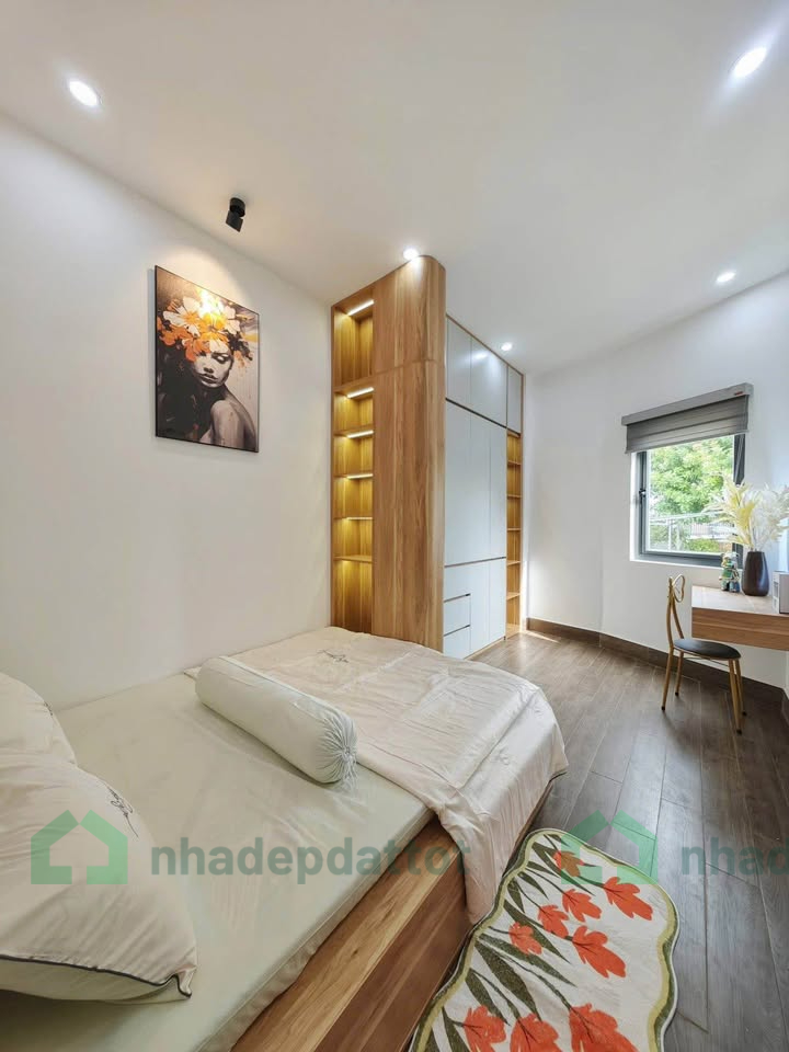 SIÊU PHẨM NHÀ 3 TẦNG BỀ THẾ – KIỆT Ô TÔ 6M TRẦN CAO VÂN