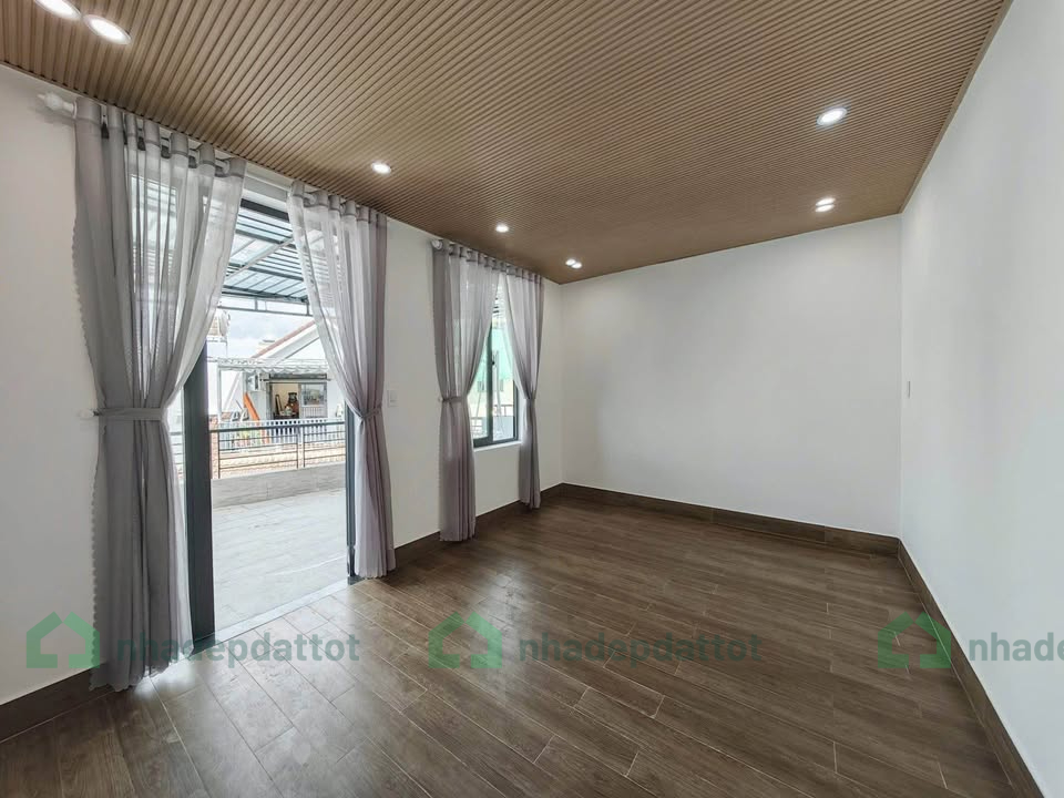 SIÊU PHẨM NHÀ 3 TẦNG BỀ THẾ – KIỆT Ô TÔ 6M TRẦN CAO VÂN