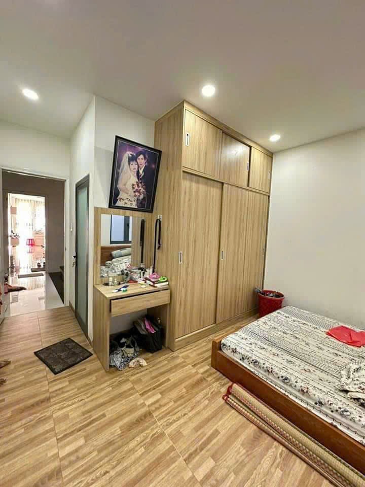 Sổ đỏ chính chủ! Bán nhà mới 2020, 6 tầng kiên cố (5PN/6WC), mặt tiền QL51, Long Bình Tân. Giá 9.5 Tỷ.