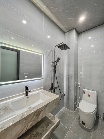NHÀ 1 TRỆT 1 LẦU – 105m² – Ở NGAY