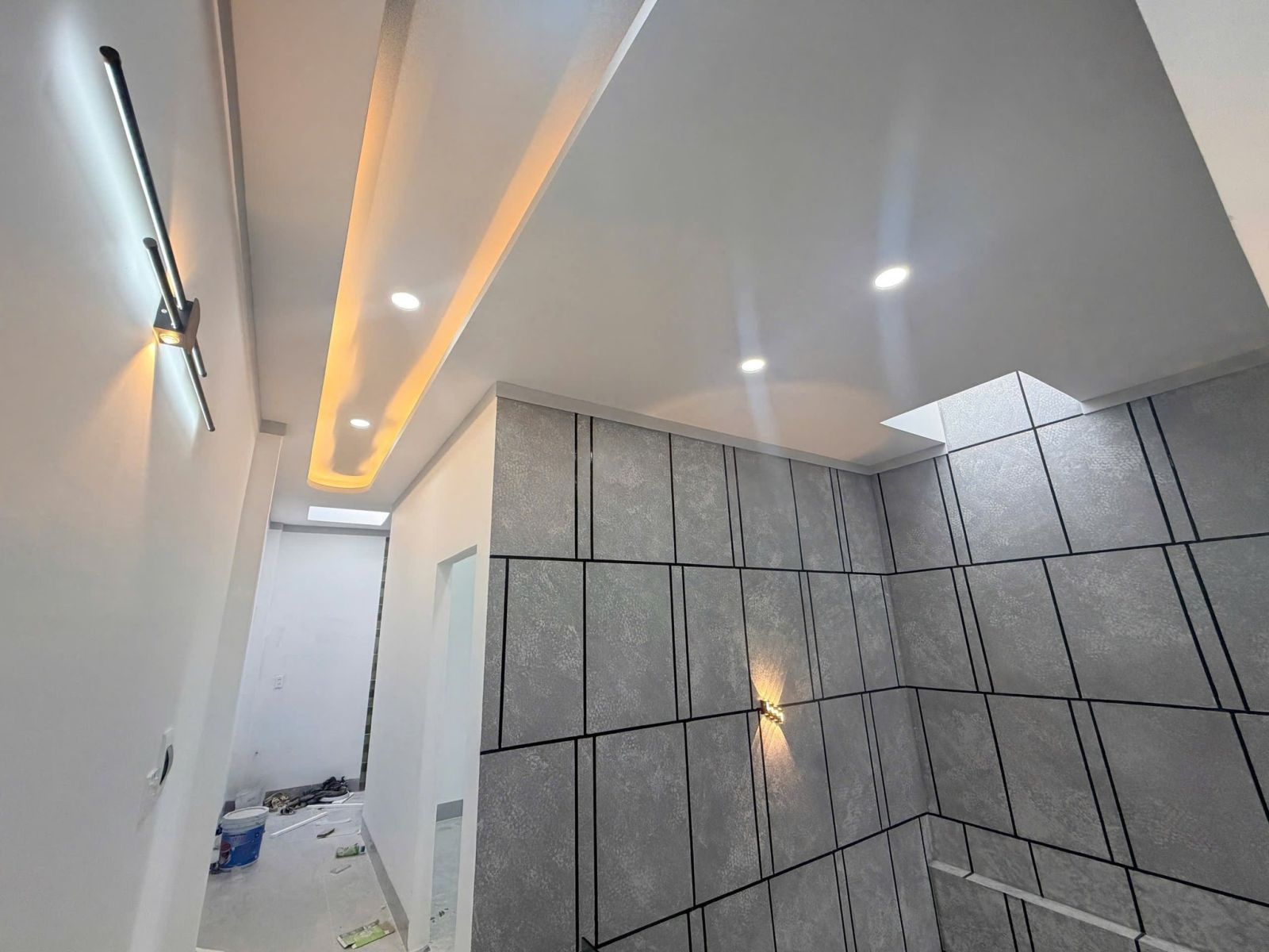 BÁN NHÀ PHỐ HIỆN ĐẠI 1 TRỆT 1 LẦU – P. TÂN PHONG – ĐÃ HOÀN CÔNG