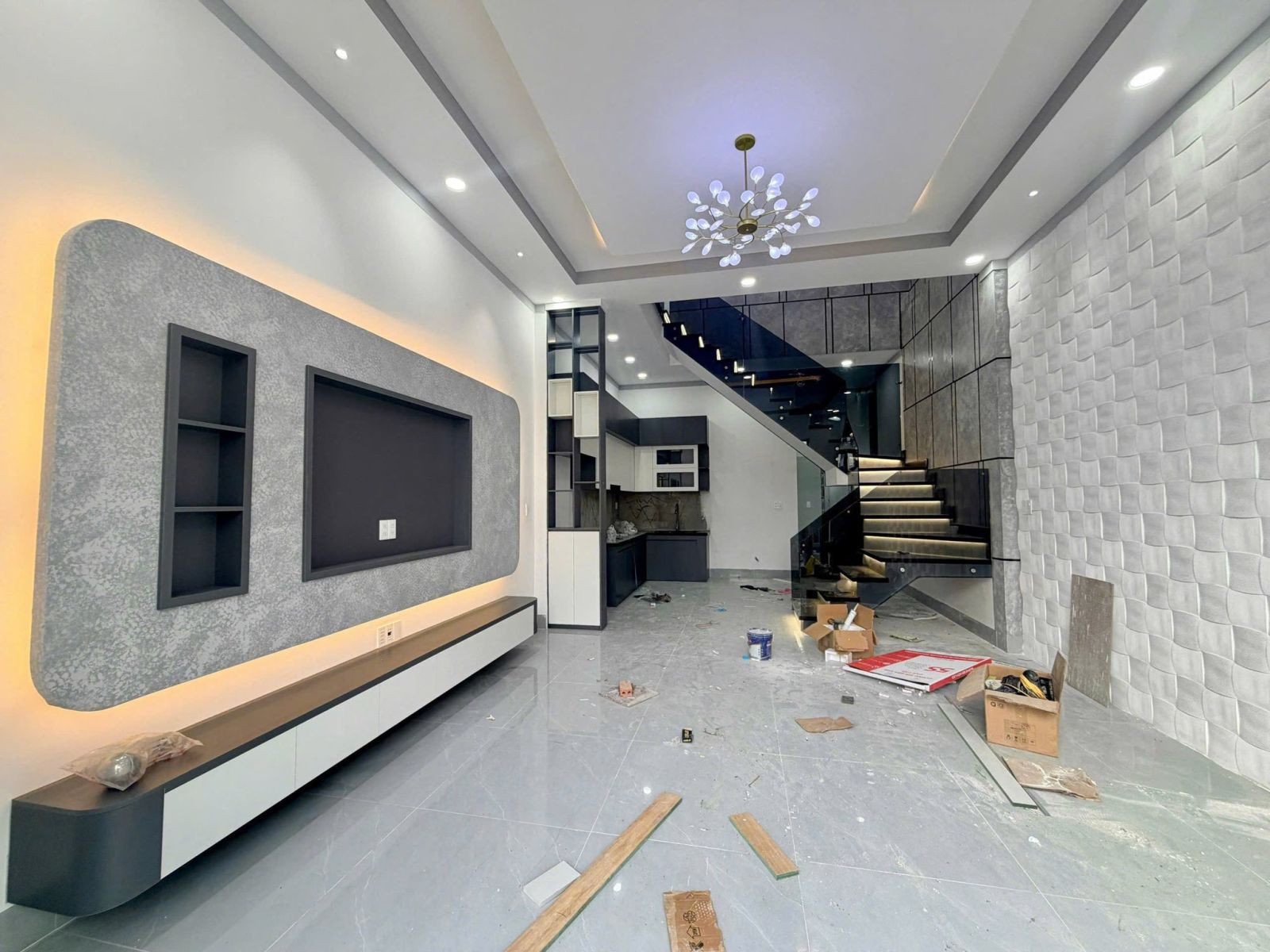 BÁN NHÀ PHỐ HIỆN ĐẠI 1 TRỆT 1 LẦU – P. TÂN PHONG – ĐÃ HOÀN CÔNG